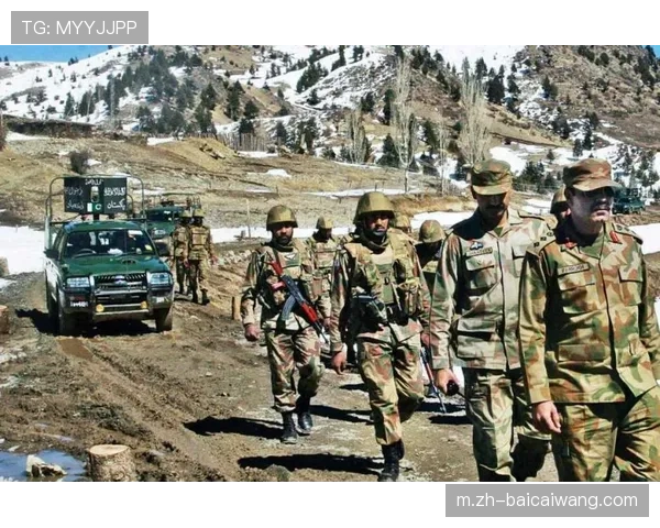 大连英博重攻轻守导致防线崩盘 李国旭三中卫体系遭遇严峻考验